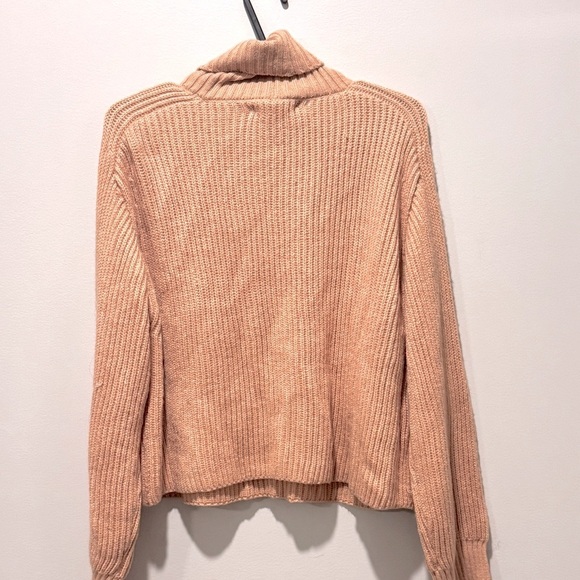 BCBGeneration Peach Turtleneck Sweater | Cozy Knit Pullover | Fall Winter Top S - Picture 8 of 9